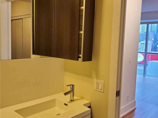 2505 - 300 Front St W