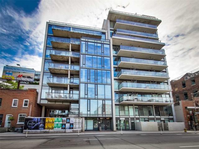 237 - 461 Adelaide St W