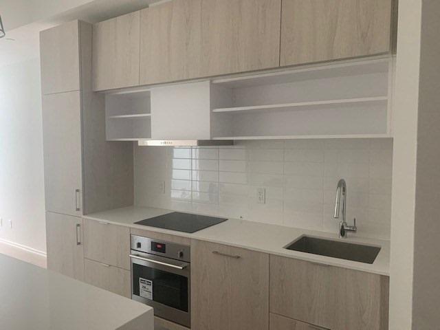 1237 - 8 Hillsdale Ave E