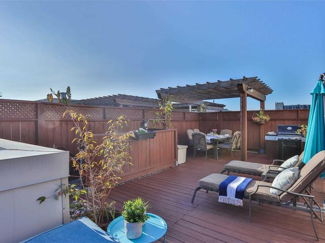 PH06 - 500 Richmond St