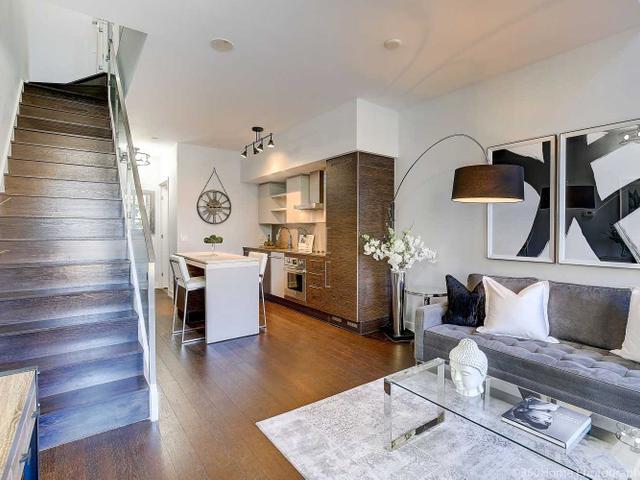 110 - 1030 King St W