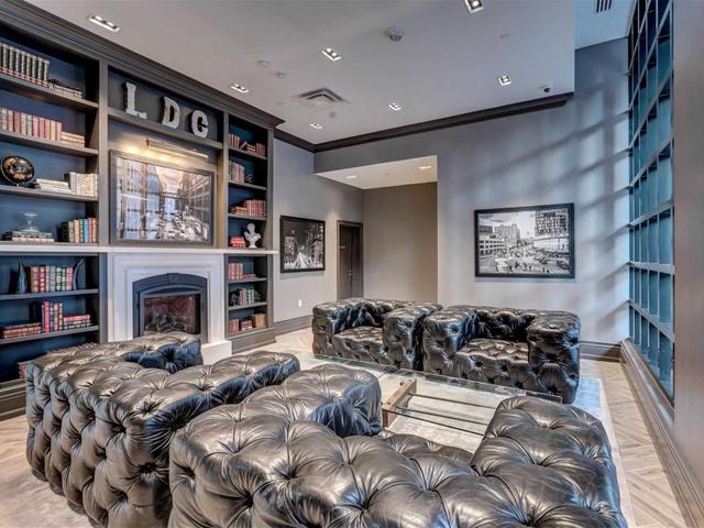 804 - 608 Richmond St W