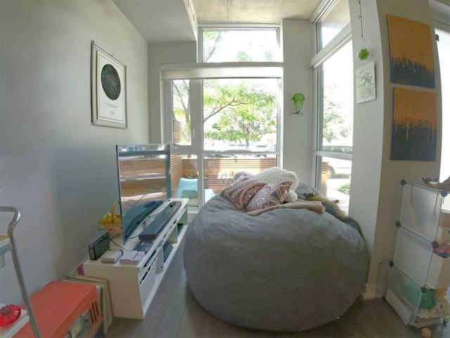 107 - 707 Dovercourt Rd