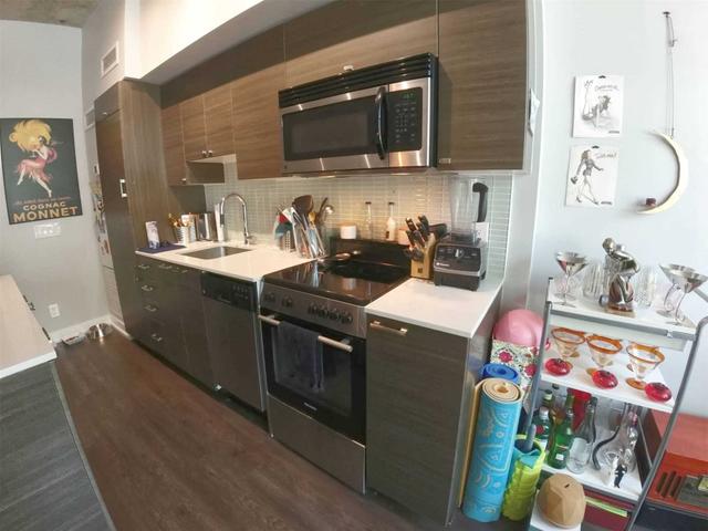 107 - 707 Dovercourt Rd