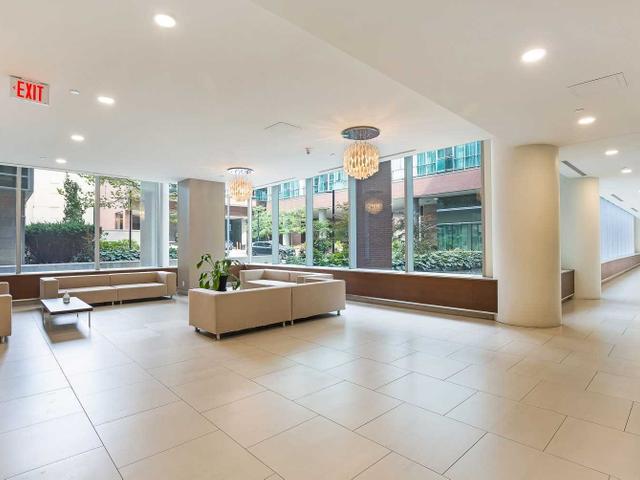 S511 - 112 George St