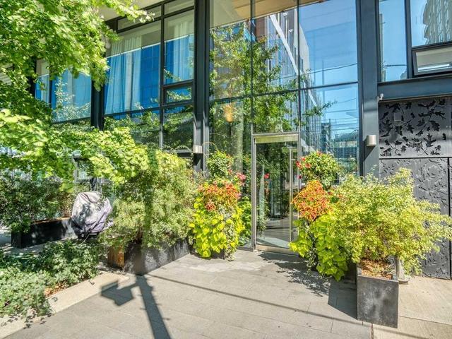 812 - 25 Stafford St