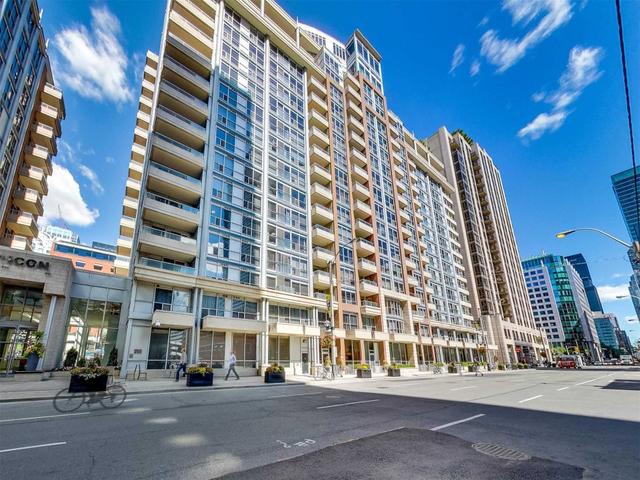 104 - 270 Wellington St W