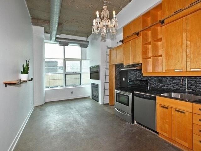 405 - 155 Dalhousie St