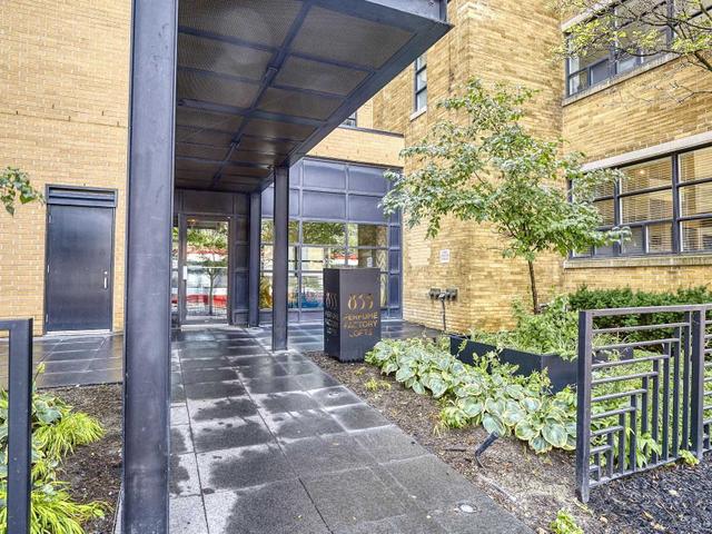 210 - 833 King  St W