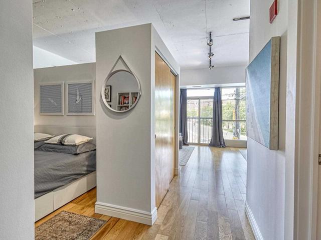 210 - 833 King  St W