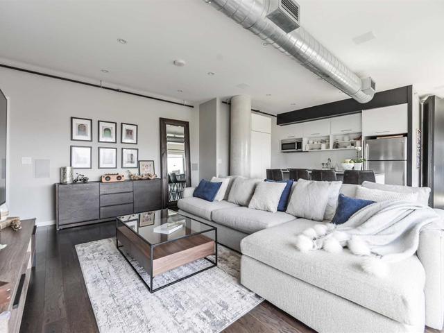 PH33 - 47 Lower River St