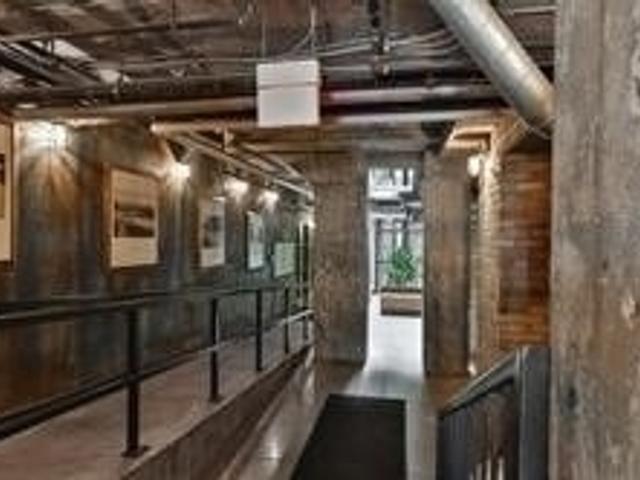 306 - 383 Adelaide St E