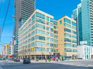 PH07 - 188 Eglinton Ave E