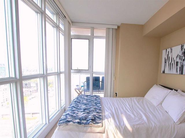 2212 - 15 Iceboat Terr