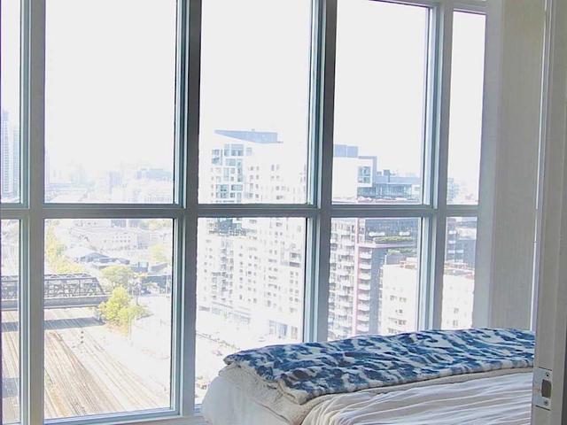 2212 - 15 Iceboat Terr