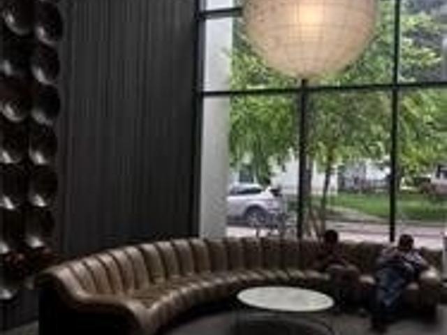 2803 - 75 St Nicholas St