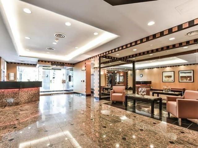 1204 - 18 Hillcrest Ave