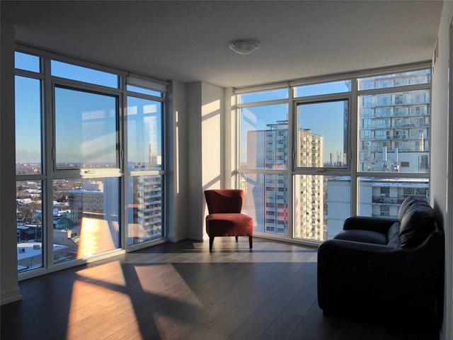 1610 - 125 Redpath Ave