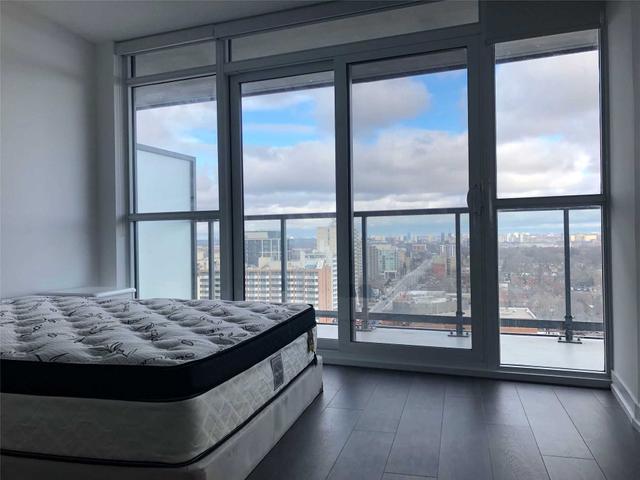 1610 - 125 Redpath Ave