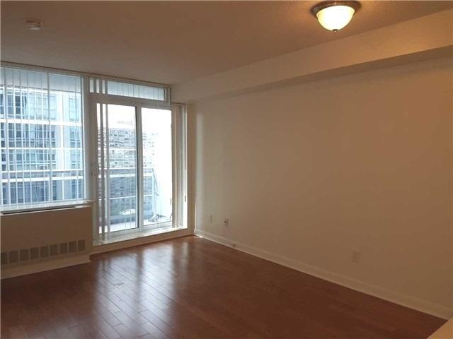 2011 - 4978 Yonge St