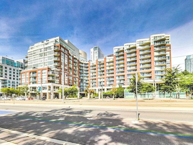 627 - 550 Queens Quay W