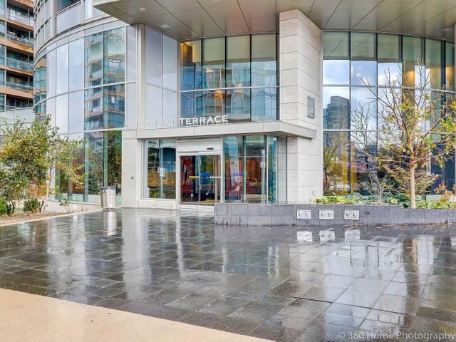 4309 - 21 Iceboat Terr