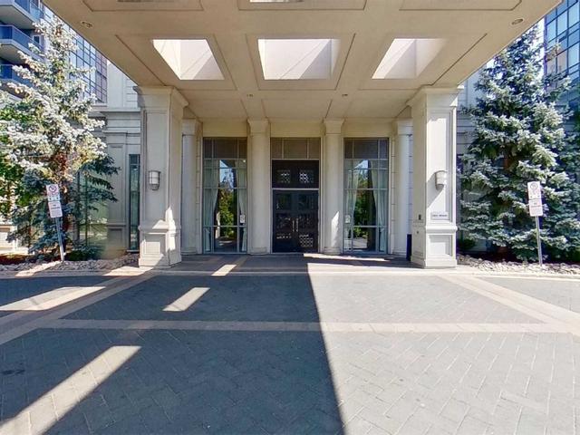 320 - 25 Greenview Ave