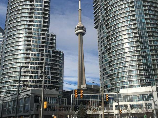 2111 - 208 Queens Quay W