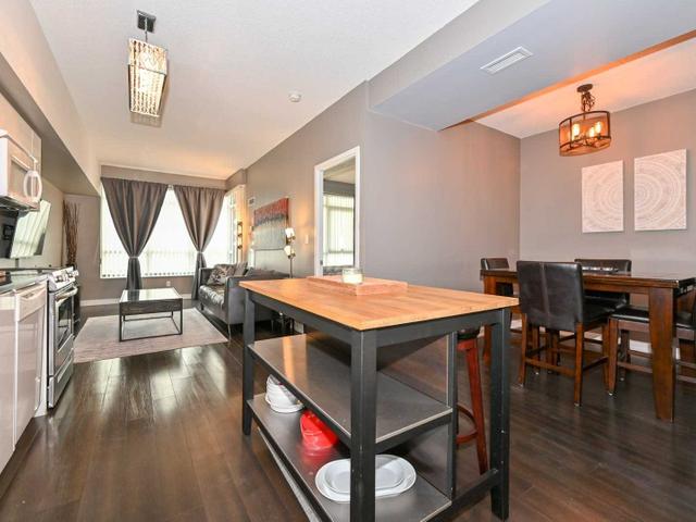 1049 - 151 Dan Leckie Way