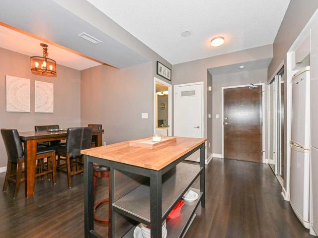 1049 - 151 Dan Leckie Way