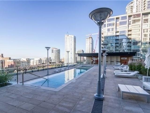 2501 - 25 Capreol Crt