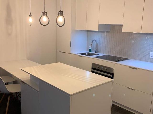 706 - 5 St Joseph St