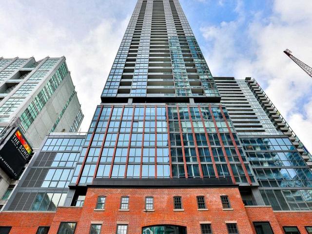 3710 - 88 Blue Jays Way