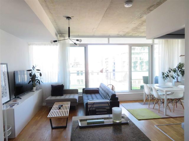 803 - 75 Portland St