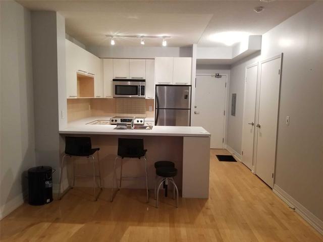 2703 - 21 Carlton St