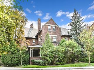 133 Crescent Rd