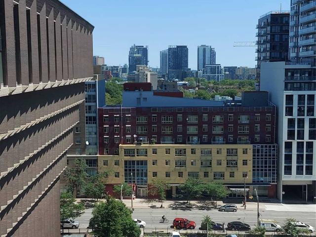 843 - 155 Dalhousie St S