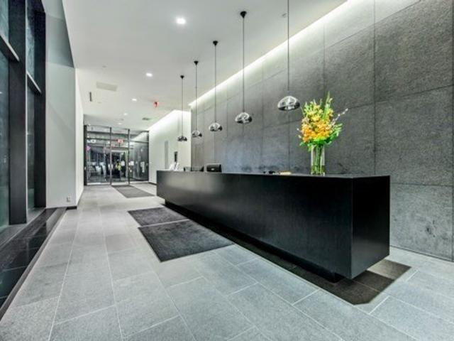 1317 - 629 King St W