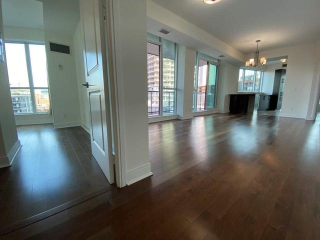 1010 - 38 The Esplanade