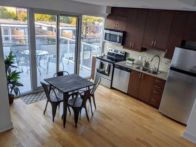 12 - 1636 Dundas St W