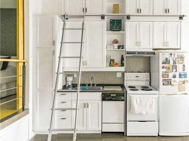 906 - 155 Dalhousie St