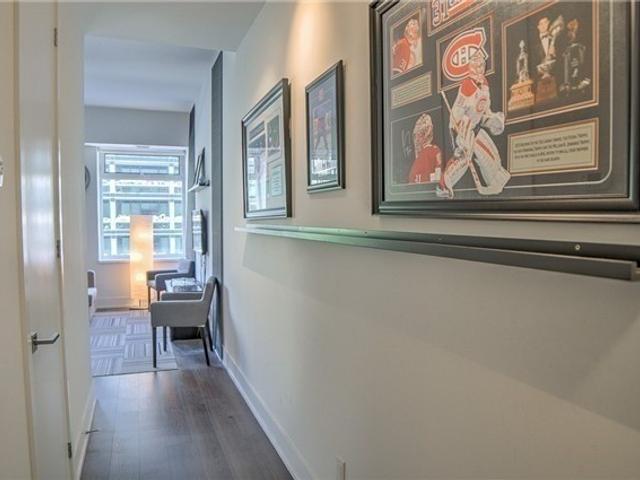 304 - 111 St.Clair Ave W