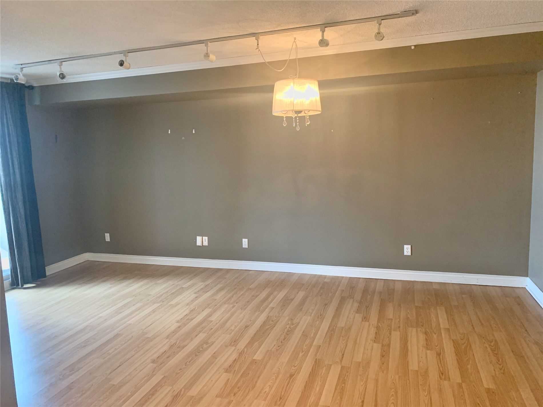 1601 260 Doris Ave, North York Terminated, C4919520 Condos.ca