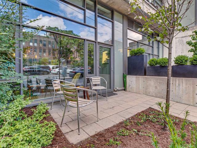 TH 2 - 10 Morrison St