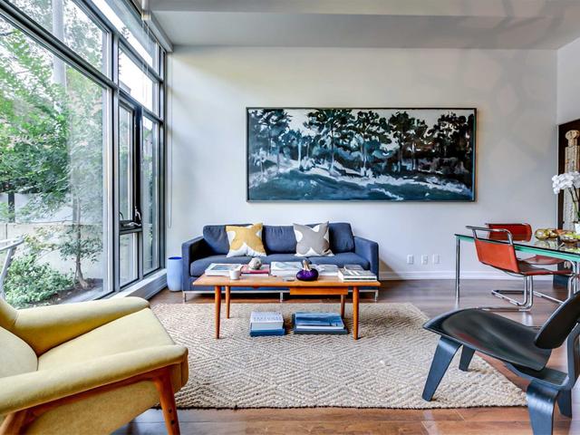 TH 2 - 10 Morrison St