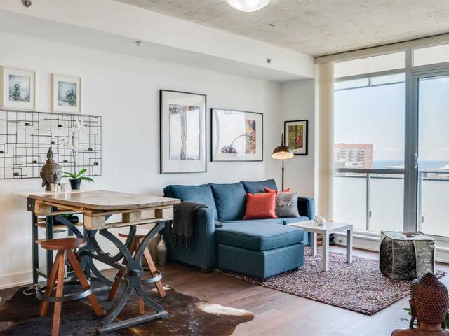 1707 - 20 Minowan Miikan Lane