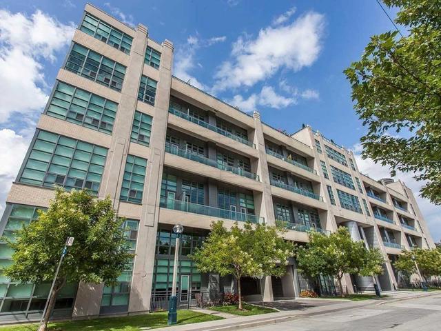 318 - 380 Macpherson Ave