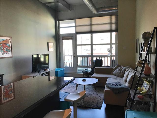 318 - 380 Macpherson Ave