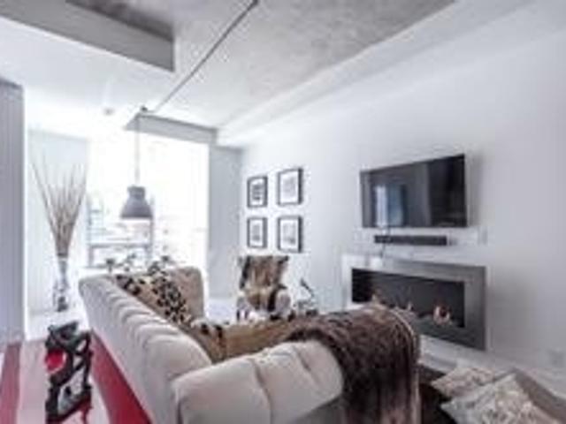 409 - 399 Adelaide St W