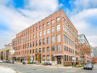422 - 43 Hanna Ave
